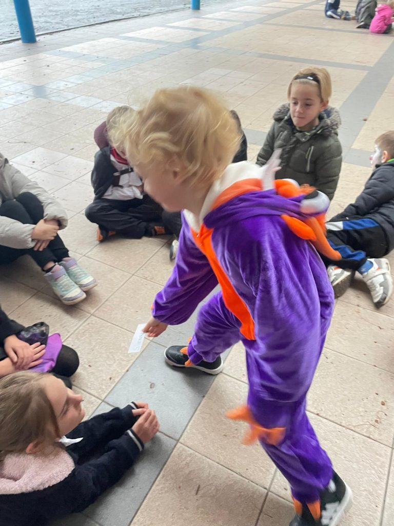Kind verkleed tijdens het Halloweenkamp